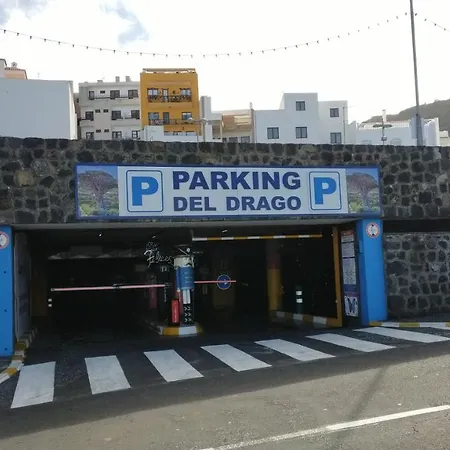 Plaza San Marcos Casco Hstorico * Икод-де-лос-Винос